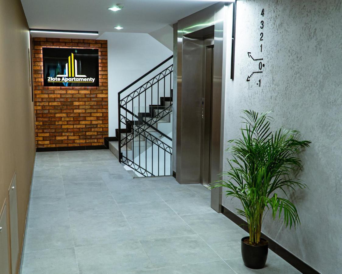 Zlote Apartamenty 58 Legnica Exterior foto